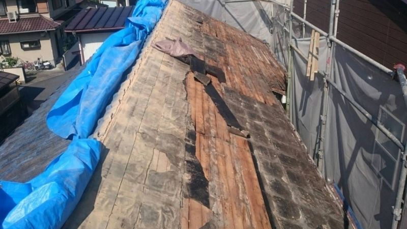 屋根の葺き替え修理