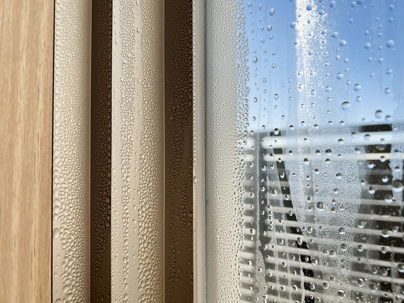 窓サッシ 雨漏り